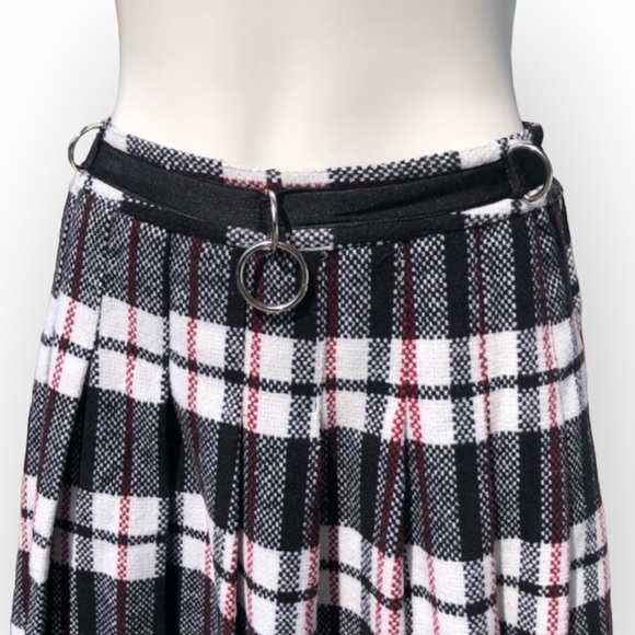 Current Mood Plaid Pleated Skirt - White - Dolls Kill - Picture 6 of 12
